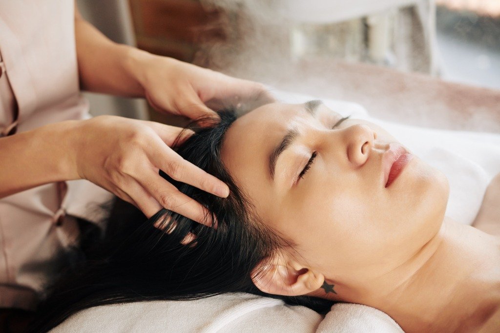 Indie Head Massage at SolSpa Kingston: Stress Relief & Scalp Health